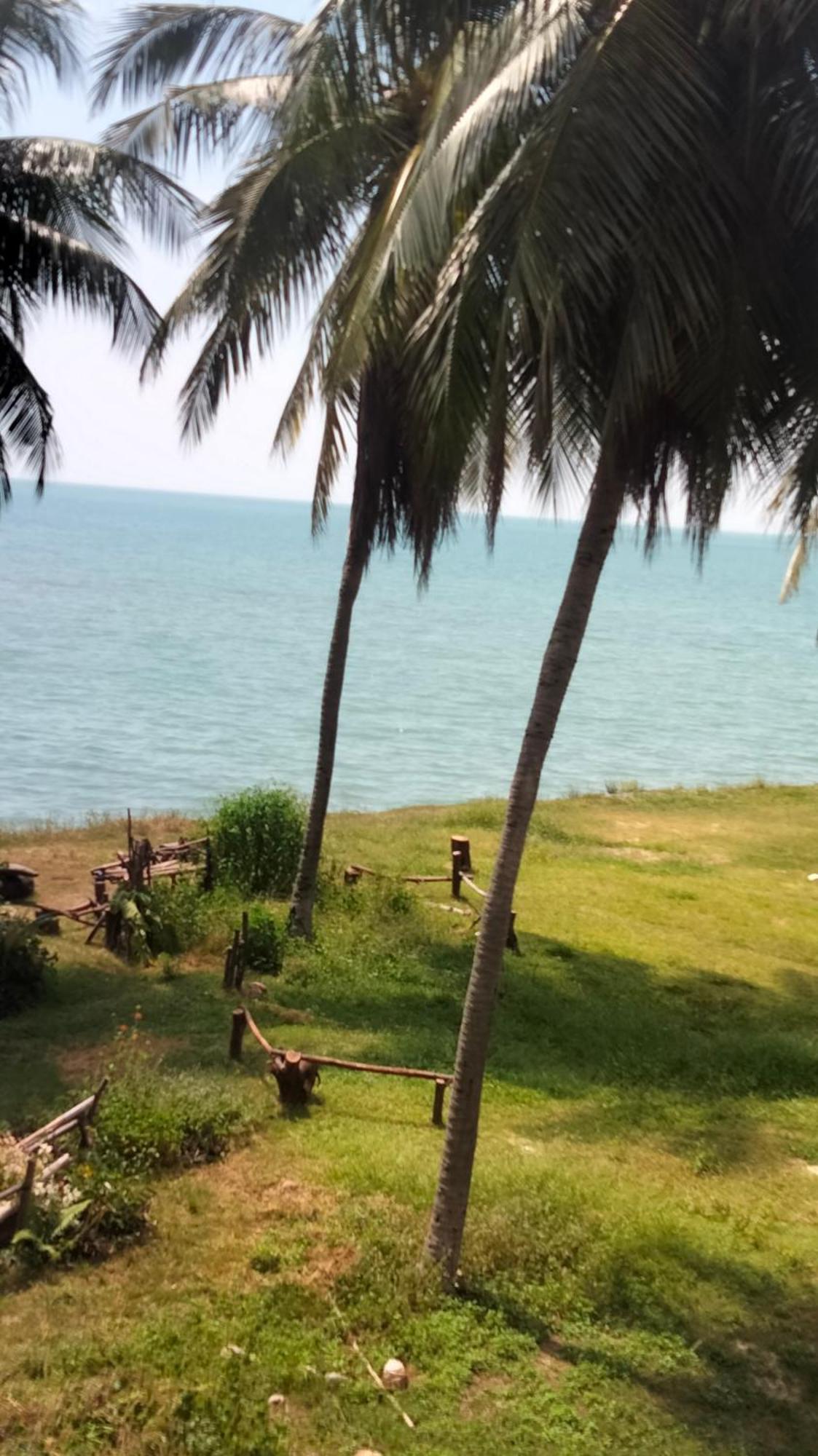 Pd Seaview Corus Paradise Lagoon Port Dickson Exterior foto