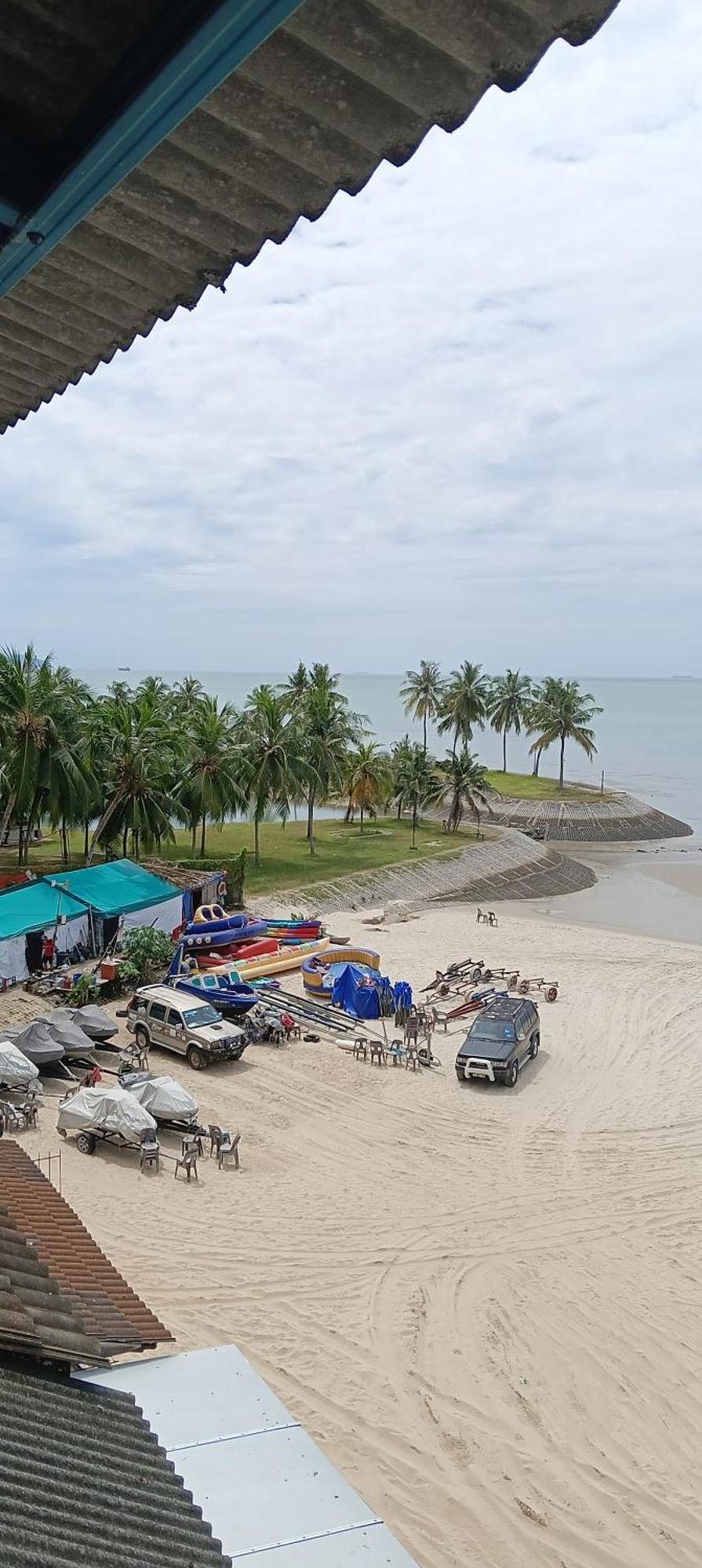 Pd Seaview Corus Paradise Lagoon Port Dickson Exterior foto